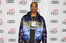 Snoop Dogg prefere gravar em um ‘espaço escuro e temperamental’ / Snoop Dogg prefers recording in a 'dark and moody space'
